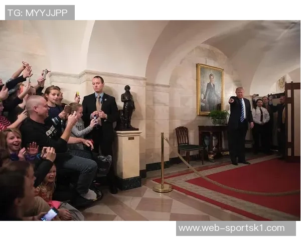 特朗普明日将在白宫接待C罗引发媒体关注与期待 特朗普明日将在白宫接待C罗引发媒体关注与期待